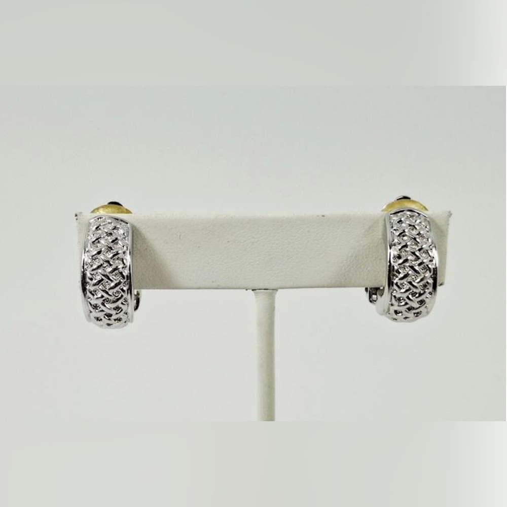 🛑 1 hour sale. Christian Dior, Silver-Tone Cable Patterned Half-Hoop Clip-Ons
